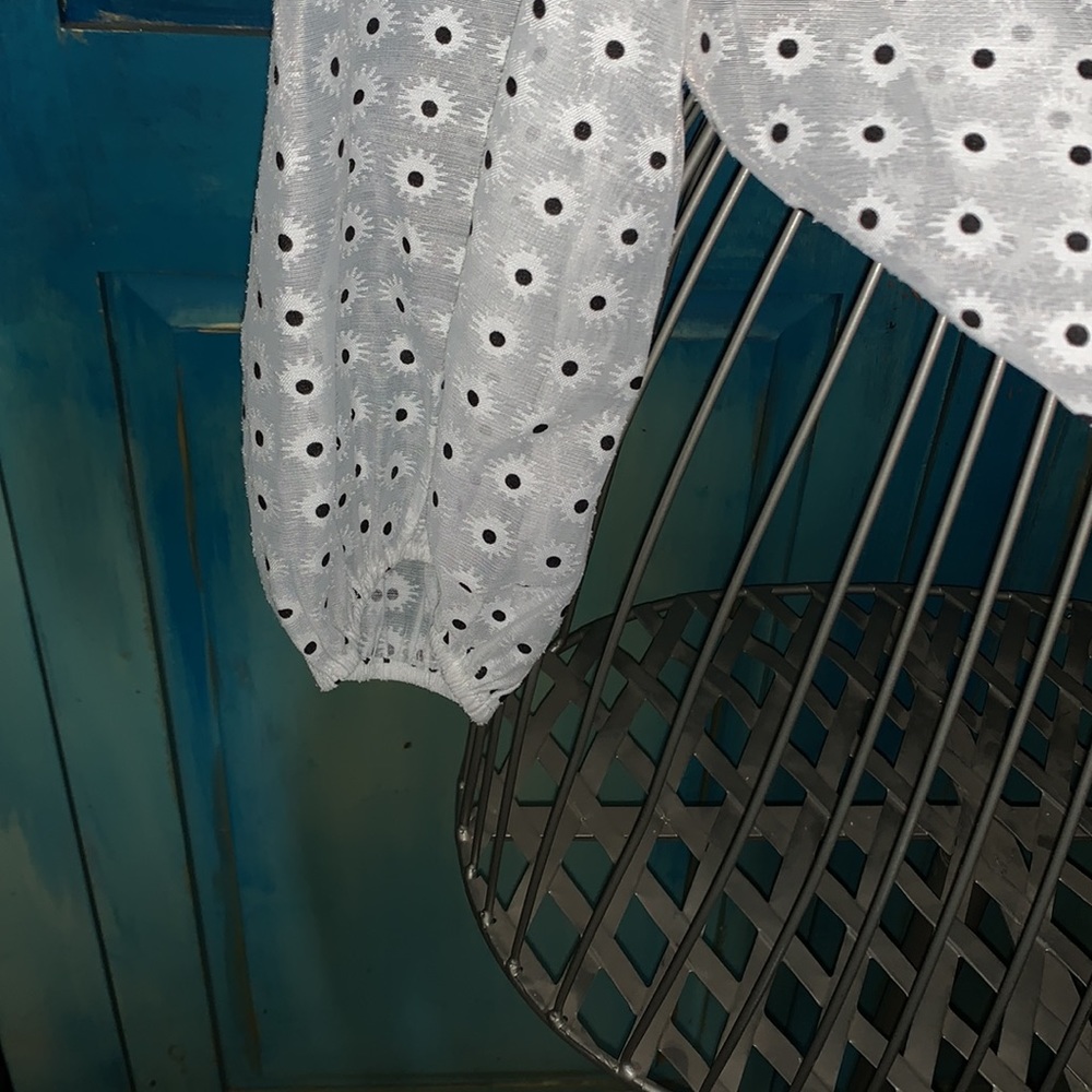 Mod Cloth White Blouse with black poke-a-dots - Picture 3 of 3